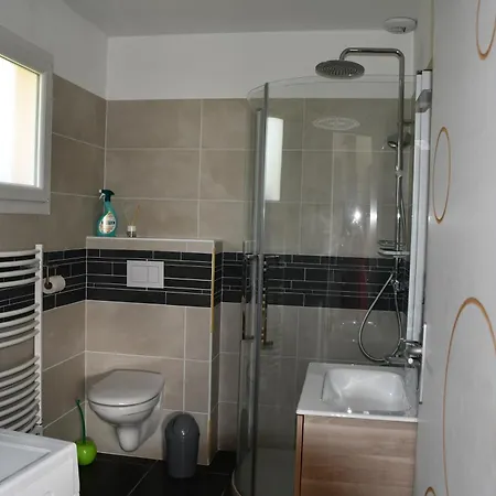 Apartment Joli Avec Piscine *